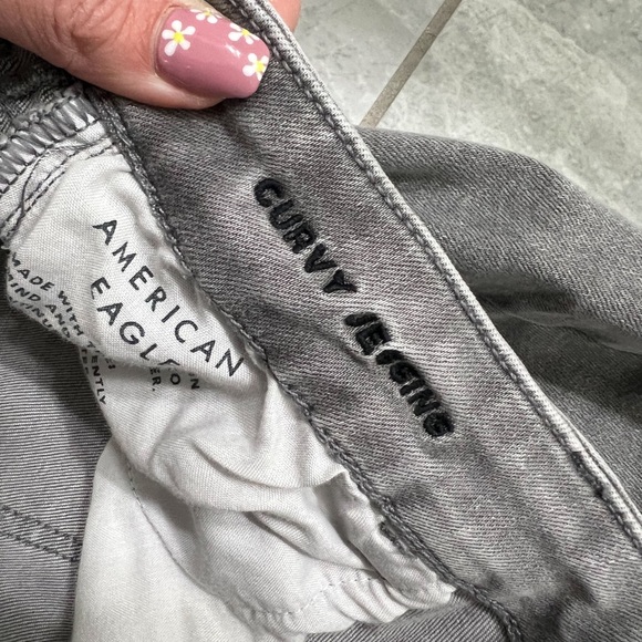 American Eagle Gray Low Rise Curvy Stretch  Jeggings Size 8 - Picture 7 of 8